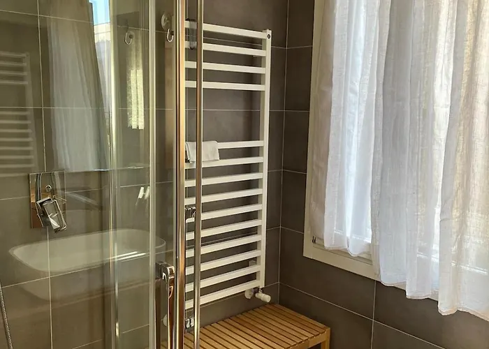 Victoria Apartment *